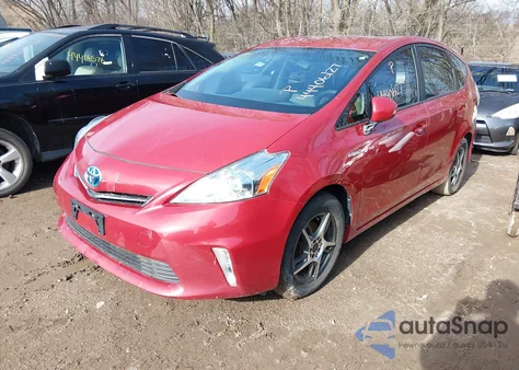 2013 Toyota Prius V Three z USA, uszkodzony, nr VIN JTDZN3EU4D3240842